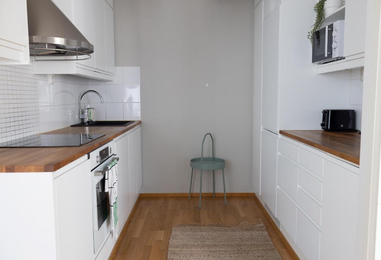 2Ndhomes Charming 1Br Apartment With Sauna In Loennrotinkatu Хелзинки Екстериор снимка