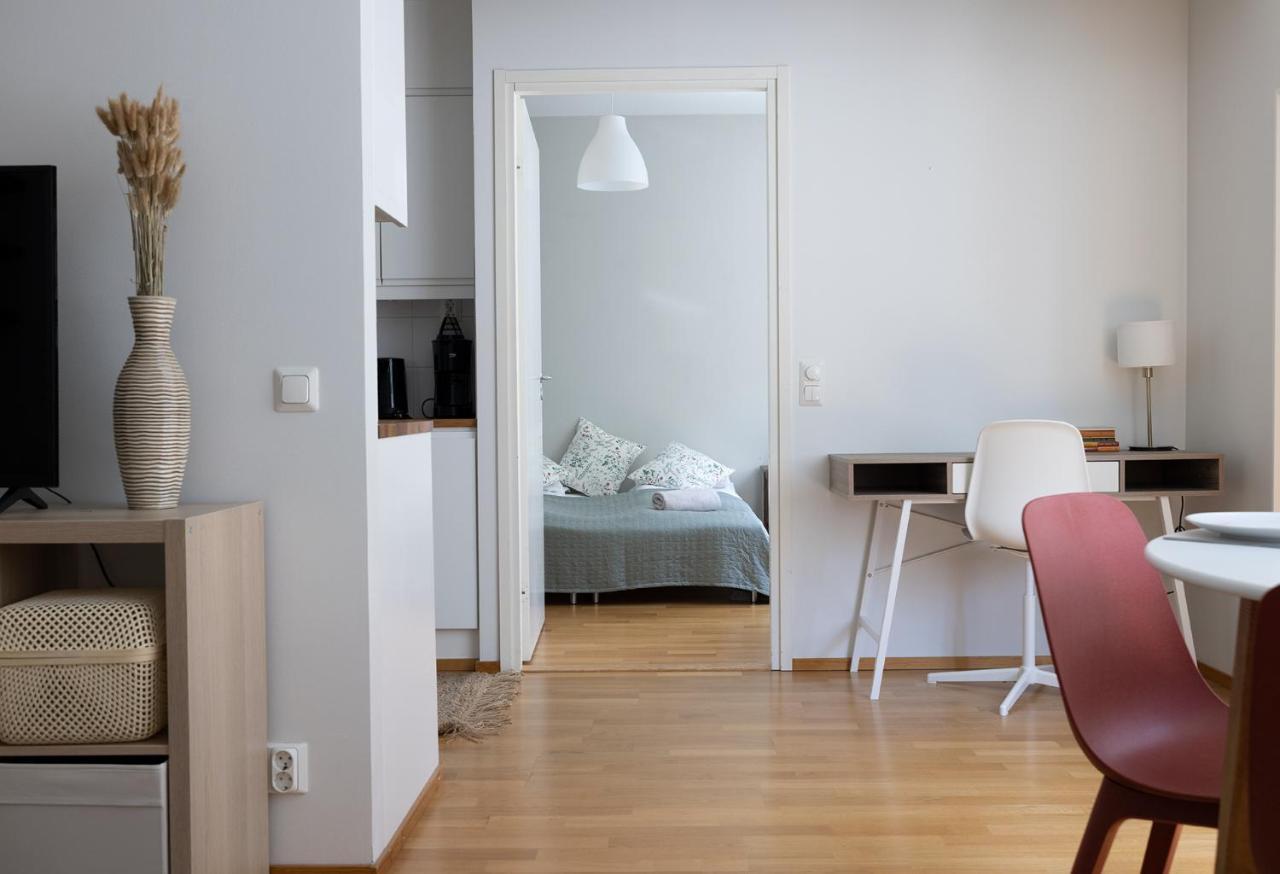 2Ndhomes Charming 1Br Apartment With Sauna In Loennrotinkatu Хелзинки Екстериор снимка